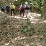5月２７日(土)　奥びわ湖ハイキング　（若葉の自然林を歩く）山岳寺院跡と静かな尾根歩きで一等三角点へ